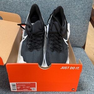 Nike Air Zoom Pegasus 39 Black and White Running Shoes